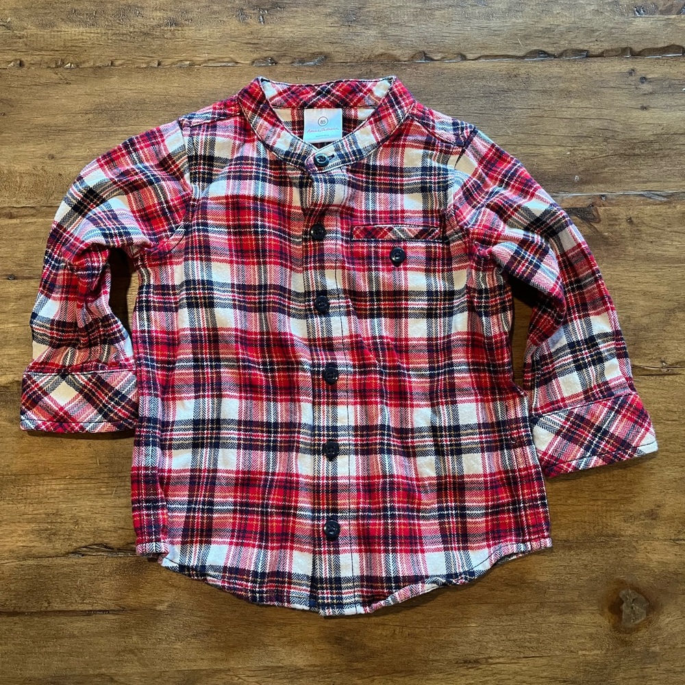 Hanna Andersson red plaid collarless button up 2T
